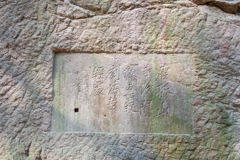 Hangzhou: West Lake Legends Walking Tour