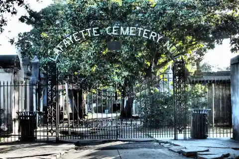 New Orleans: Garden District Tour
