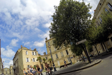 Bordeaux: Essentials 3-Hour Bike RideTour en Français