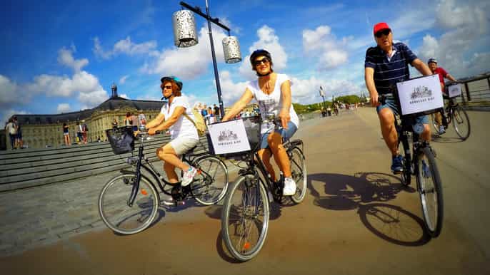bordeaux visite guidée de la ville de 3 h à vélo