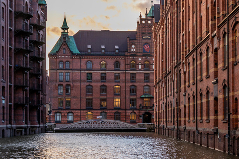 Hamburg: Speicherstadt, Elbphilharmonie Plaza & Boat Cruise