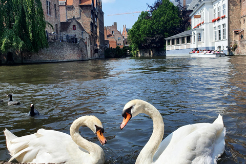 Bruges: Bachelor or Bachelorette Tour Bruges: Bachelor or Bachelorette Party Walking Tour