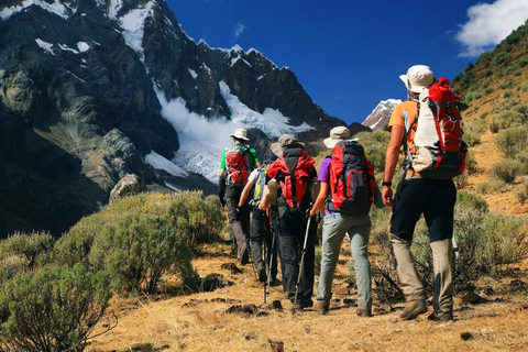 Au départ d&#039;Ancash : Quillcayhuanca Trekking and Adventure 3D/2N