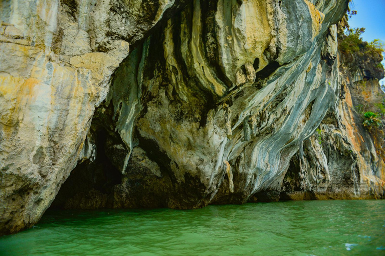 Ko Lanta: Full-Day Mangrove and Sea Cave Kayaking Experience Full Day Sea Cave Kayaking