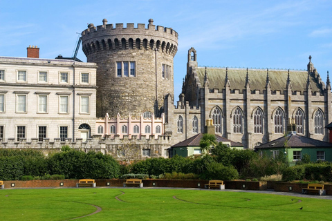 Dublin: Kells bok, Dublin Castle och Christ Church TourEngelsk rundtur