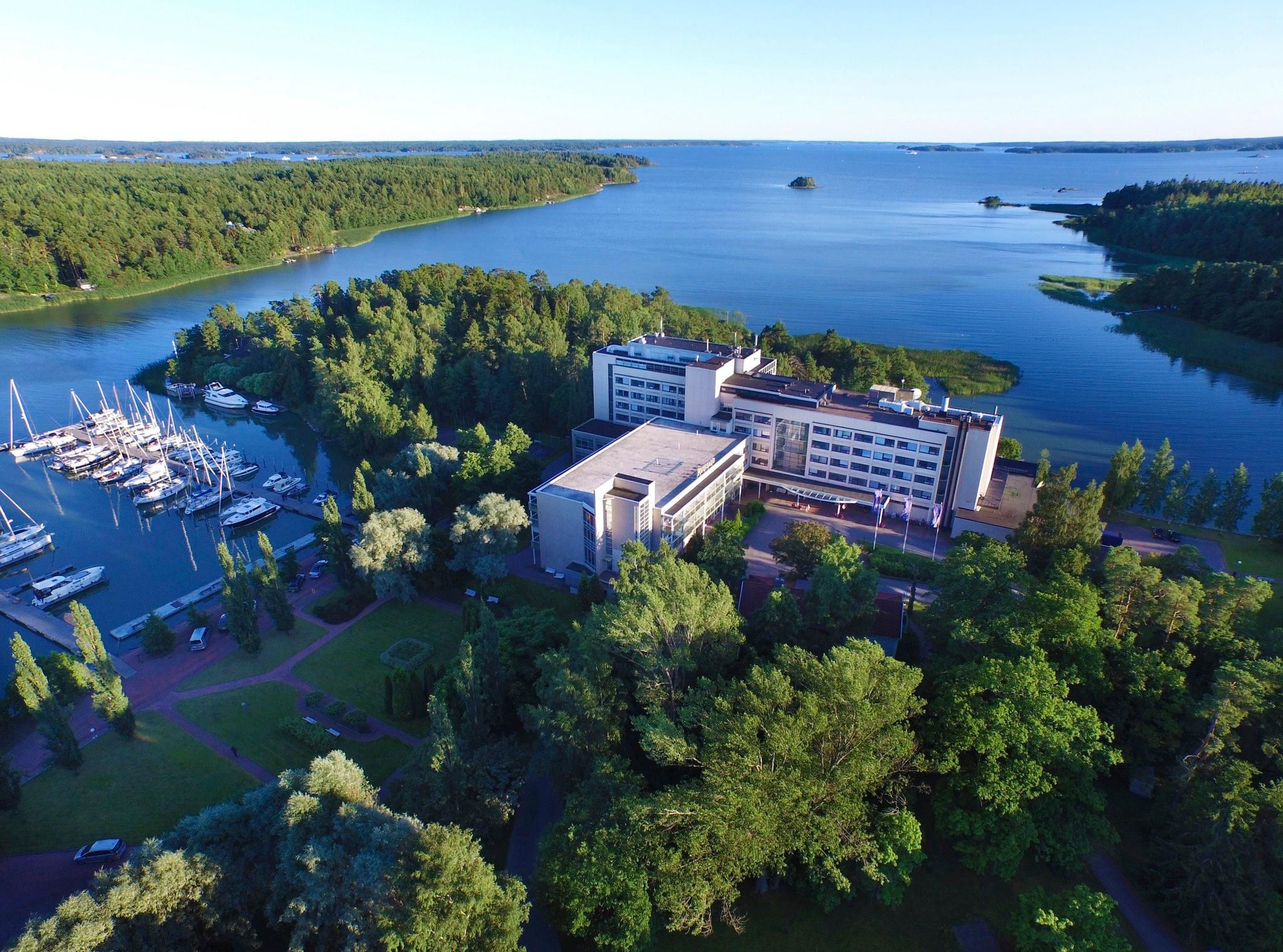 Turku: Wildschwimmen im Ruissalo Spa mit Zugang zu Sauna und Pool