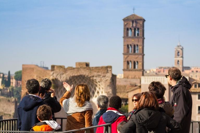 Skip-the-Line Colosseum, Roman Forum & Palatine Tour in French with Pick-Up