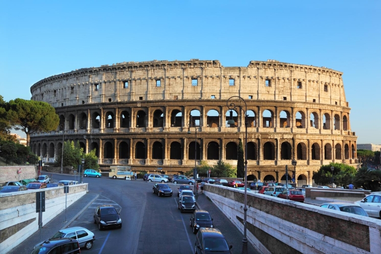 Skip-the-Line Colosseum, Roman Forum & Palatine Tour in French with Pick-Up