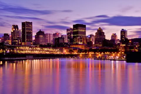 Montreal: Private Tour with a Local