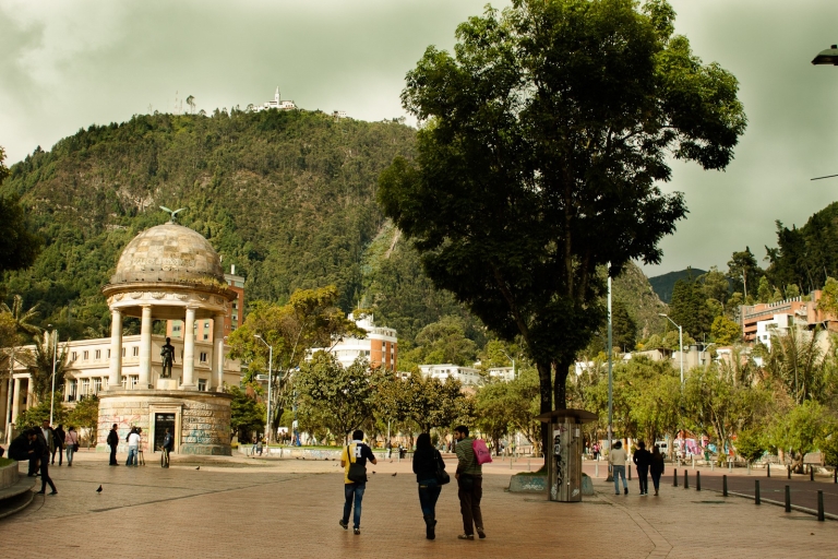 Bogotá: Tour de medio día por la ciudadBogotá: Tour de medio día por la ciudad con Monserrate
