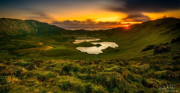 From Flores: Corvo Boat Trip & 5-Hour Sightseeing Tour