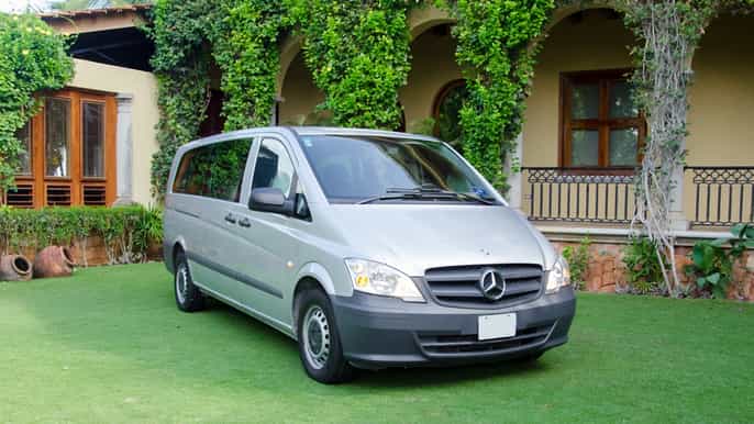 puerto vallarta airport (pvr) shared deluxe minivan