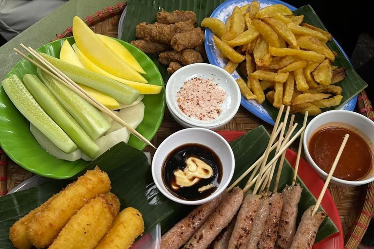 Hanoi Street Food: 13+ Tastings & Train Street Private Hanoi Food tour: 13+ Tastings & Train Street