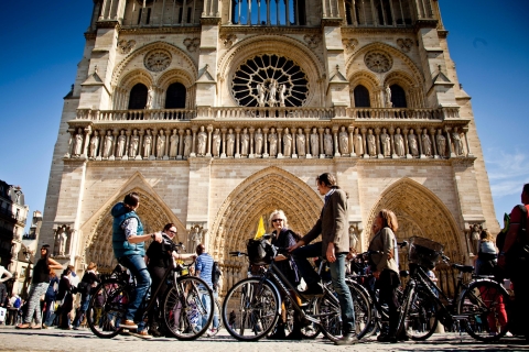 Discover the Heart of Paris by Bike Tour in English