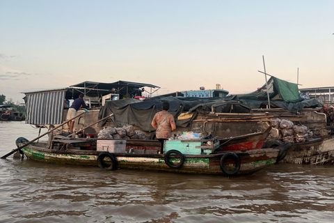 Mercado Flotante, Aldea de las Flores Auténtica Excursión por el Delta del Mekong