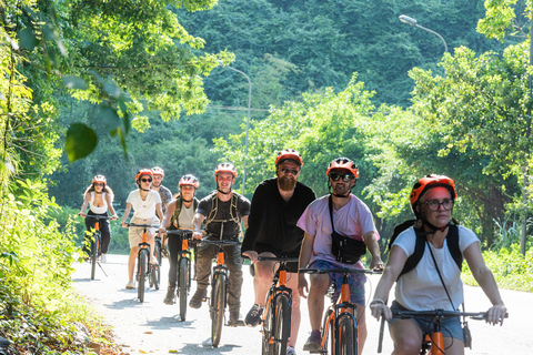 Desde Hanói: Excursión de 2 días a Ninh Binh, Hoa Lu y Trang An