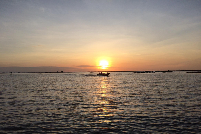 Siem Reap Floating Village Tour, Kompong Phluk Tour