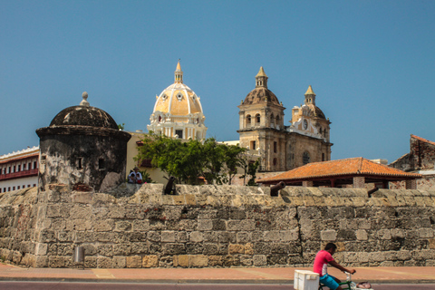 Cartagena: Old City Guided Walking Tour