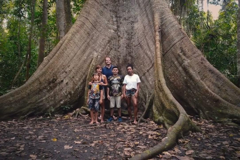 Jungle trek and canoeing on the Tapajós River. Jungle hike and canoe ride on the Tapajós River.