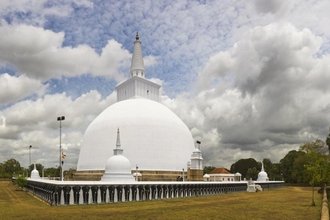 De Colombo: excursion d'une journée à Anuradhapura