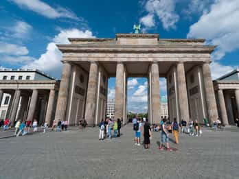 Berlin: Originelle Schnitzeljagd durch Berlin Mitte Berlin: Originelle Schnitzeljagd durch Berlin Mitte