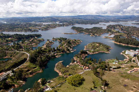 From Medellín: Guatapé and El Peñol Guided Tour