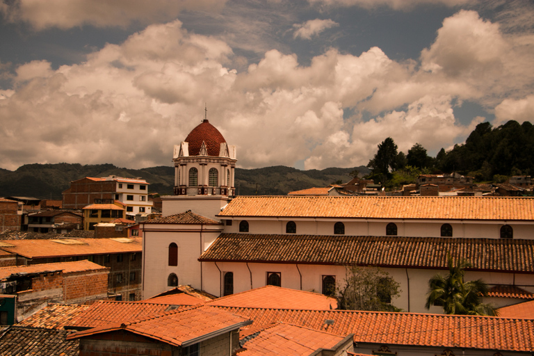 From Medellín: Guatapé and El Peñol Guided Tour