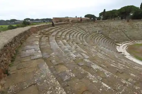 Rome: Ostia Antica Fast-Track Ticket with Digital Audio Tour