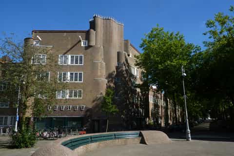 Amsterdam: 3-Hour Private History & Architecture Tour