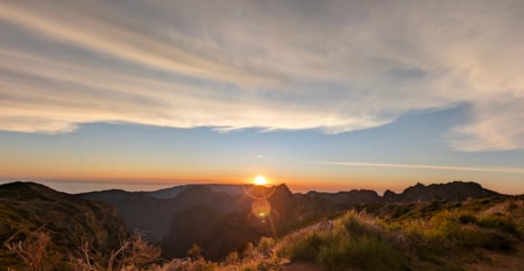 Madeira: Pico do Arieiro Sunset with Stairway to Heaven Option