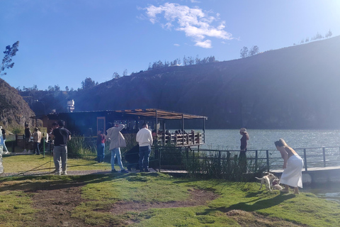 Quito: Baños de Agua Santa, Cotopaxi, Yambo Lagoon Tour, 2 days 1 night