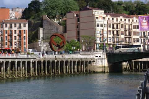 Bilbao Like a Local: Customized Guided Tour