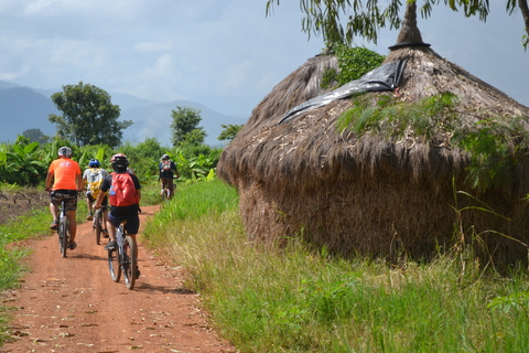 From Chiang Mai: Mae Taeng Valley and Waterfalls Cycle Tour