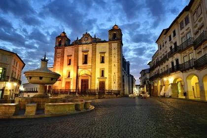 Private Évora World Heritage Tour ab Lissabon