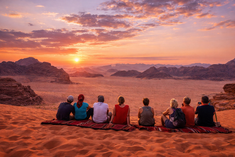 Wadi Rum: Full-Day Jeep Tour with Bedouin Lunch