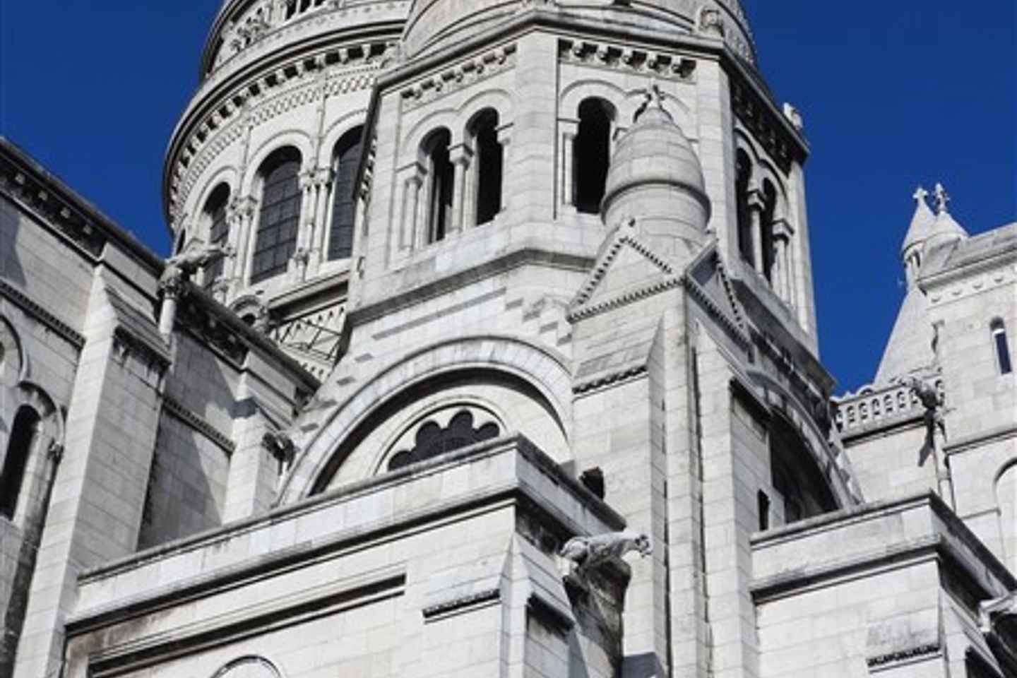 Paris: Sacré-Coeur and Montmartre Tour with Expert Guide