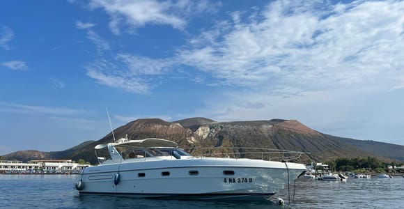 Palermo: Sunset on a Mini Yacht with Sushi Dinner and Wine