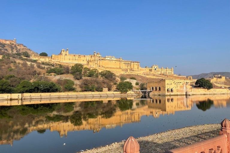 2-Day Private Jaipur Overnight Tour from Delhi All Inclusive Tour with 3-Star Hotel Accommodation