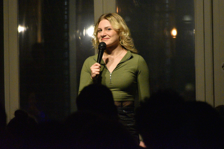 Skyline Laughs Ticket - English Comedy at Sky Bar