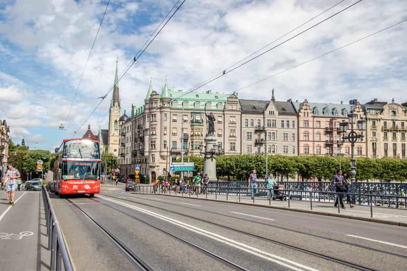 Estocolmo autobús turístico de paradas libres GetYourGuide