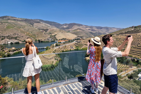 Private Douro Luxury,Private Boat,Wine,visits, 5 Stars Lunch