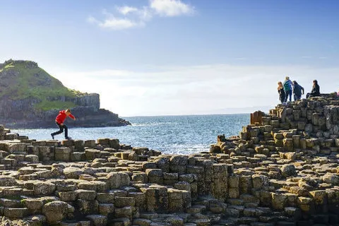From Belfast: Giant's Causeway, Dunluce Castle & Dark Hedges