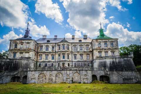 From Lviv: Half-Day Tour to Zolochiv, Olesko and Pidhirtsi