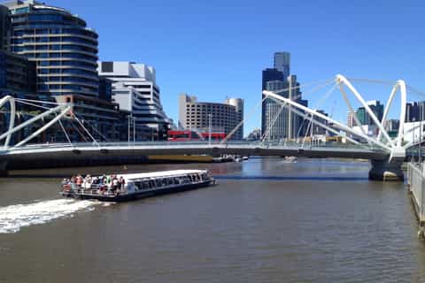 Melbourne: 2-Hour City Highlights River Cruise