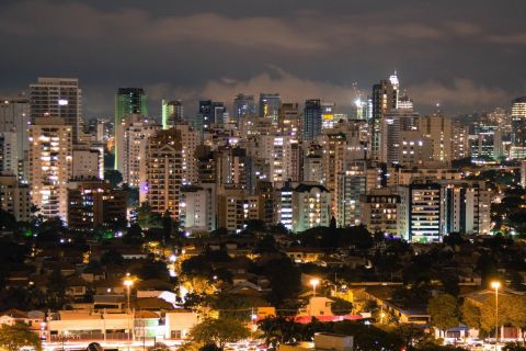 Welcome to São Paulo: Private Walking Tour with a Local