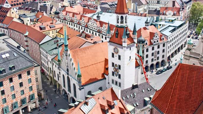 munich scavenger hunt through the old town