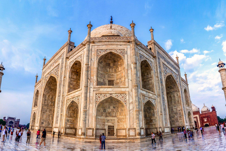 Private Taj Mahal Tour mit dem Zug von Delhi aus buchenStandard Option