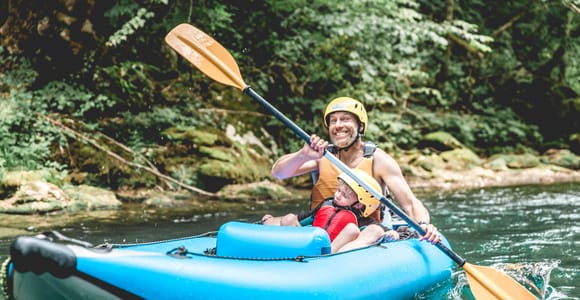 Von Zagreb aus: Mrežnica Kajakfahren & Rastoke Dorf - Tagestour