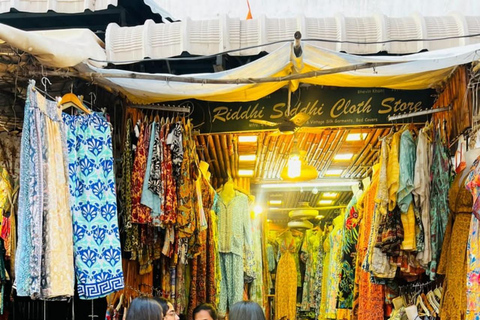 Delhi: Private Shopping Tour with Markets & Local Bazaars Exclusive Private Half-Day Shopping Tour with ( Car+Guide )