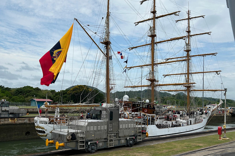 Panama Canal and Old Town City tour - Private